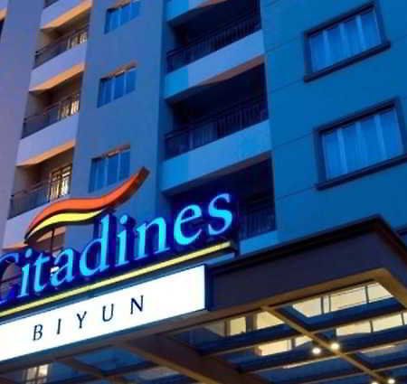Citadines Biyun Shanghai Esterno foto