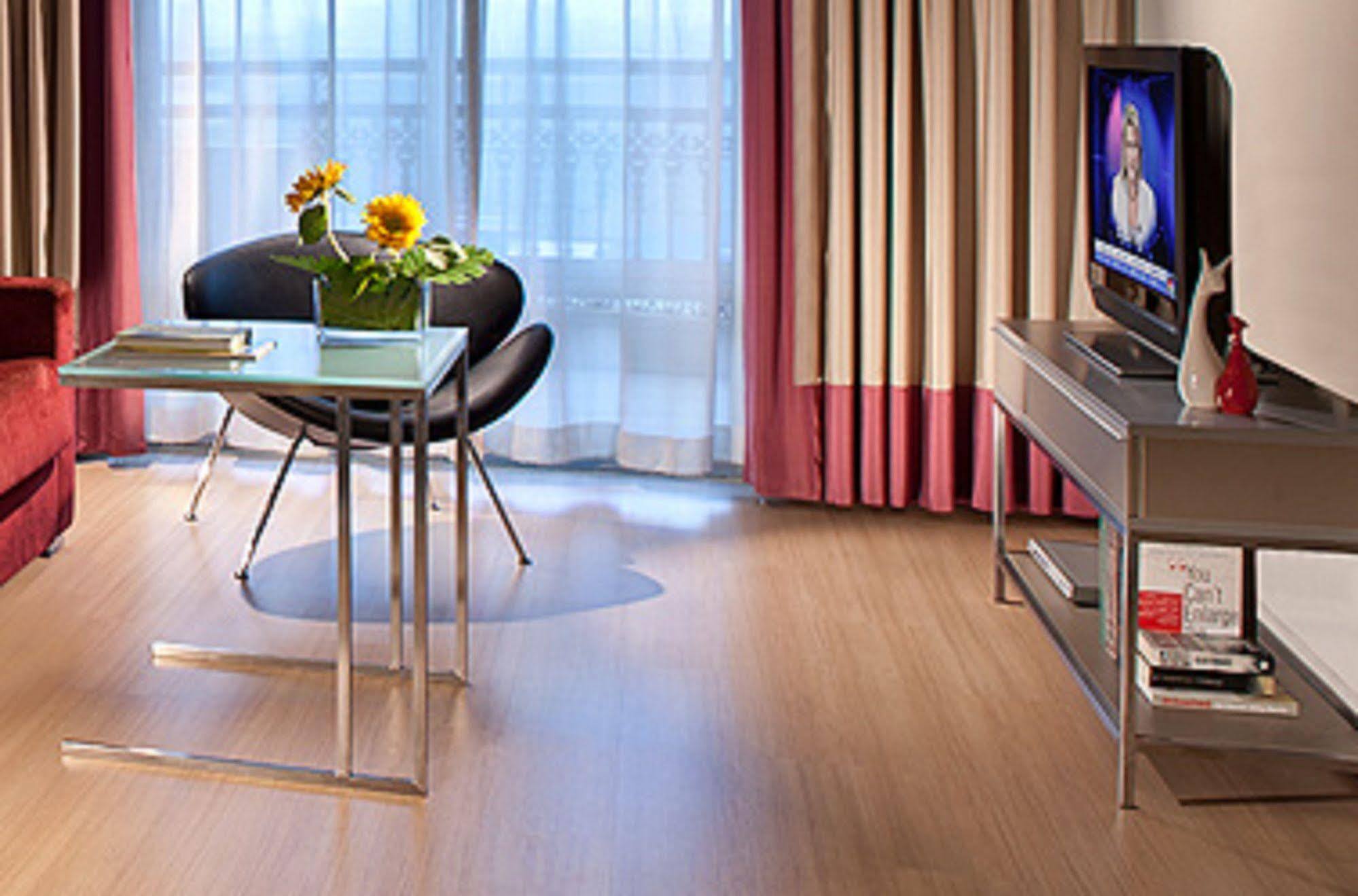 Citadines Biyun Shanghai Esterno foto